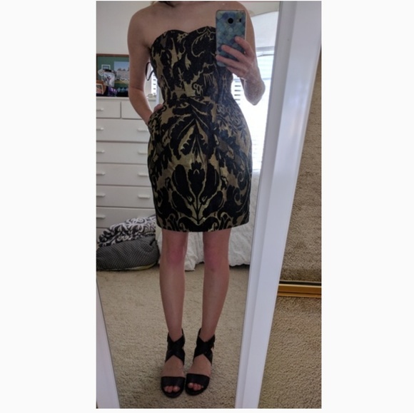 H&M Dresses & Skirts - Brocade Strapless Dress